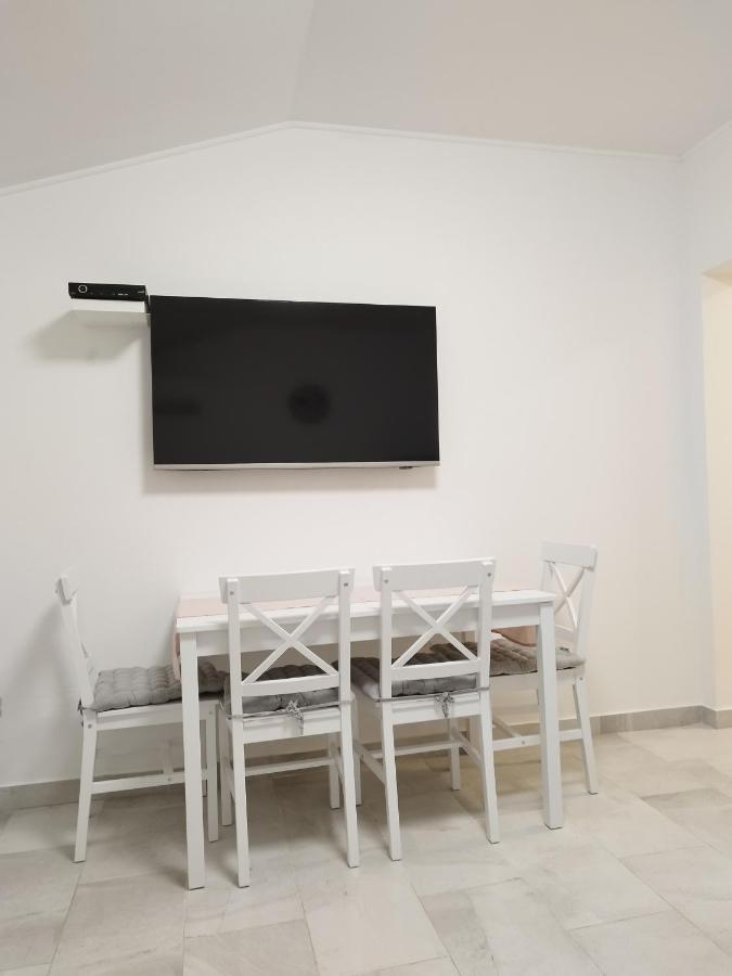 Apartmán Tonis Buje Exteriér fotografie